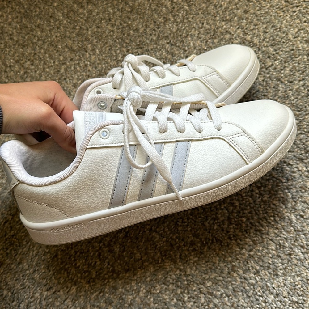 Adidas Sneaker
